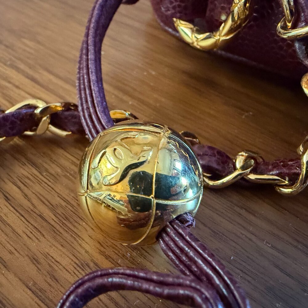 Vintage Chanel Handbag - Picture 6 of 7